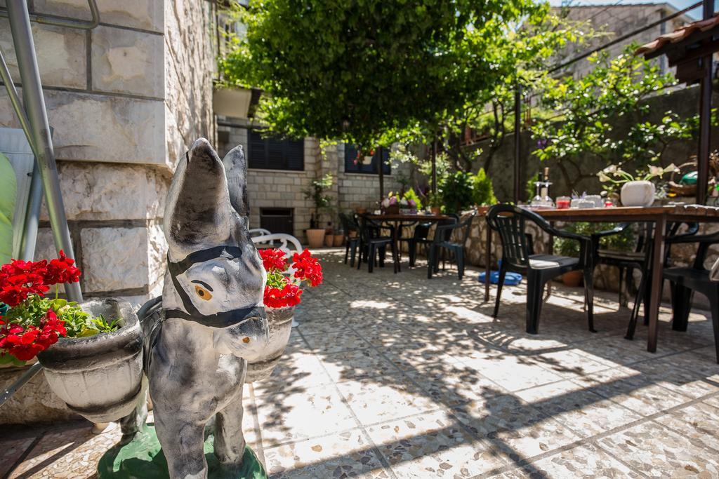 Guesthouse Ivona Дубровник Экстерьер фото